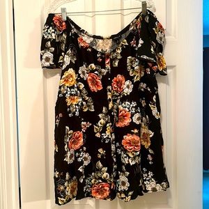 Torrid, 3x, off shoulder top